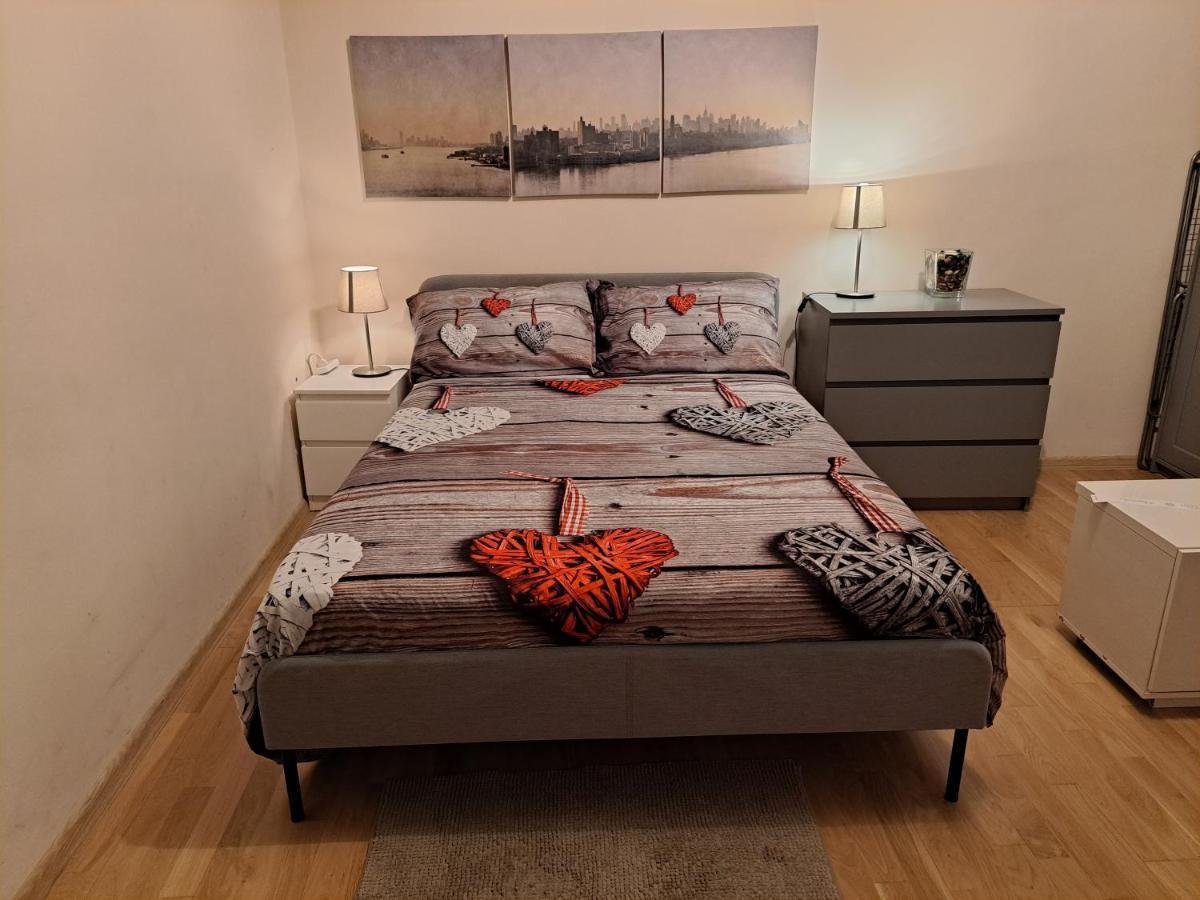 Residenza Marvasi 10 Apartment Caserta Luaran gambar